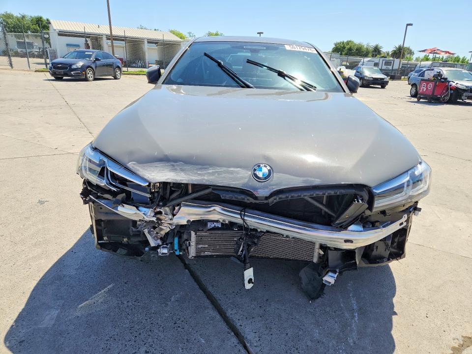 2021 Bmw 530e მანქანა იყიდება აუქციონზე, vin: WBA13AG01MCG44232, აუქციონის ნომერი: 50179476