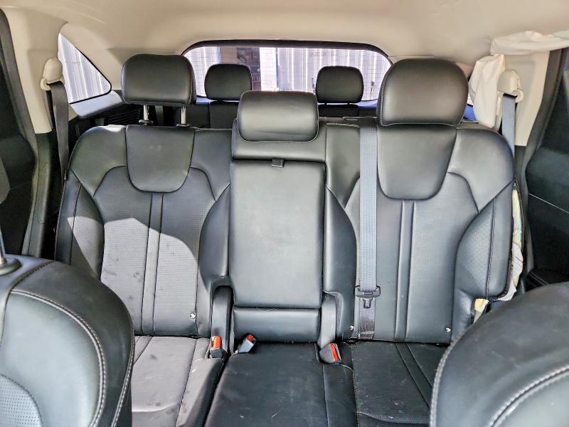 Продажа на аукционе авто 2024 Kia Sorento, vin: 5XYRLDJC5RG256205, номер лота: 49447276