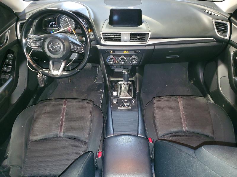 48735706 :رقم المزاد ، JM1BN1V73J1164716 vin ، 2018 Mazda 3 مزاد بيع