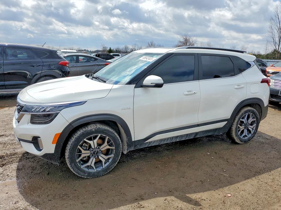 Продажа на аукционе авто 2023 Kia Seltos, vin: KNDERCAA5P7399770, номер лота: 48642436