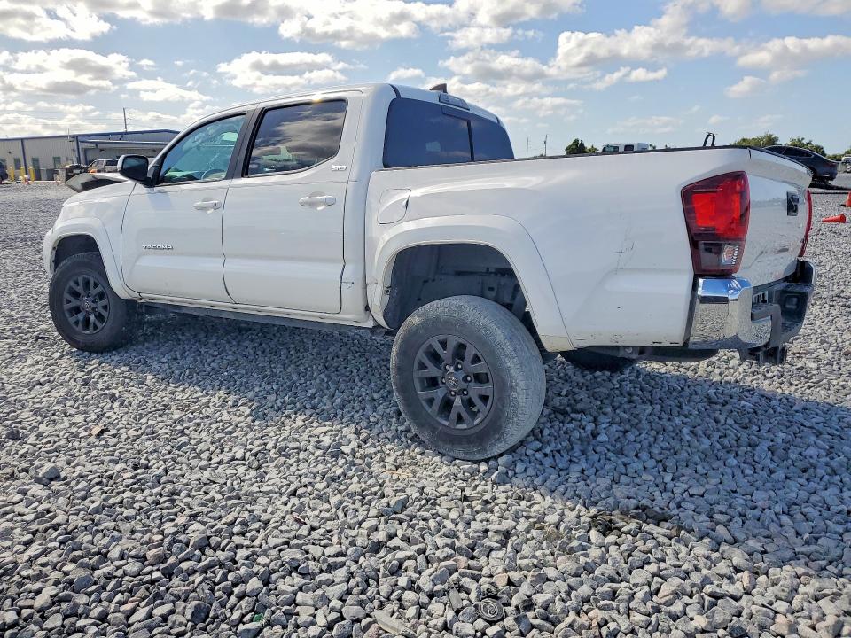 50565726 :رقم المزاد ، 3TYAZ5CN3LT001017 vin ، 2020 Toyota Tacoma مزاد بيع