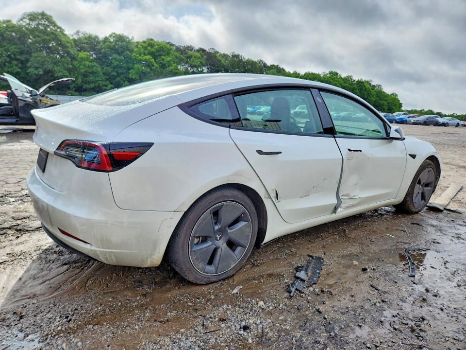 2021 Tesla Model 3 მანქანა იყიდება აუქციონზე, vin: 5YJ3E1EA0MF057697, აუქციონის ნომერი: 51081746