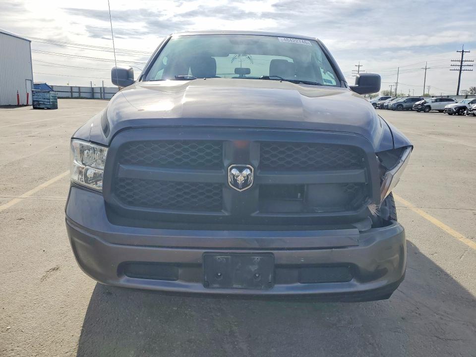 48422746 :رقم المزاد ، 1C6RR7FT1HS746021 vin ، 2017 Ram 1500 مزاد بيع