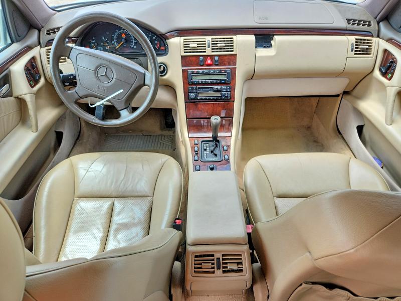 51303606 :رقم المزاد ، WDBJF72F8VA316324 vin ، 1997 Mercedes-benz E مزاد بيع
