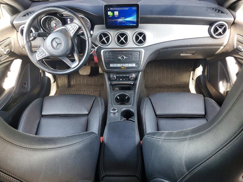 51520126 :رقم المزاد ، WDDSJ4EB5JN611806 vin ، 2018 Mercedes-benz Cla مزاد بيع