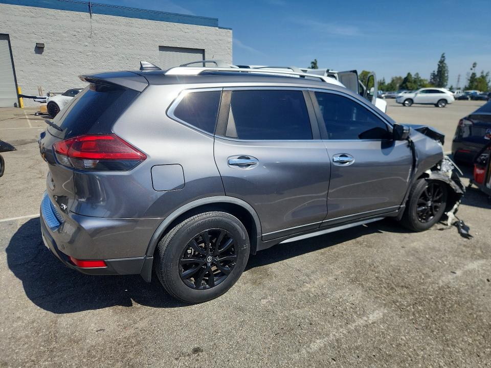 Продаж на аукціоні авто 2019 Nissan Rogue, vin: JN8AT2MTXKW261104, номер лоту: 50672336