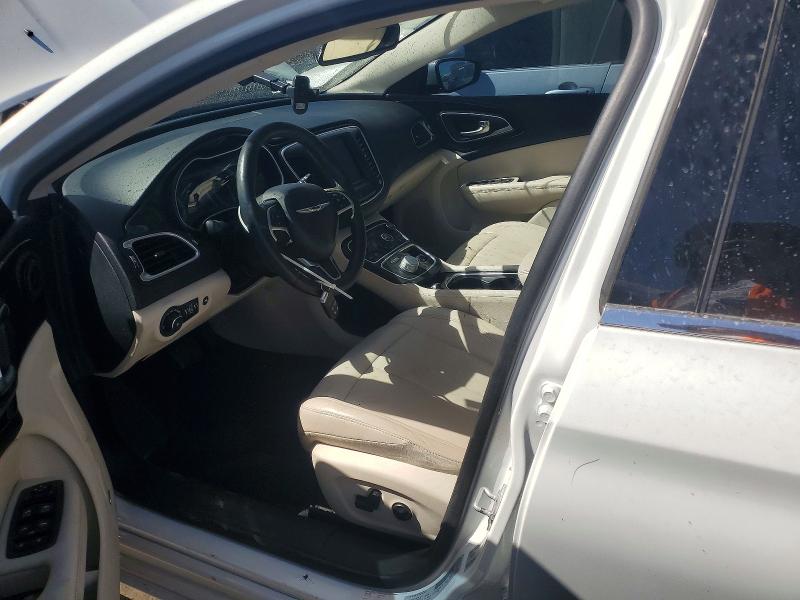 50643986 :رقم المزاد ، 1C3CCCCB3FN648418 vin ، 2015 Chrysler 200 مزاد بيع
