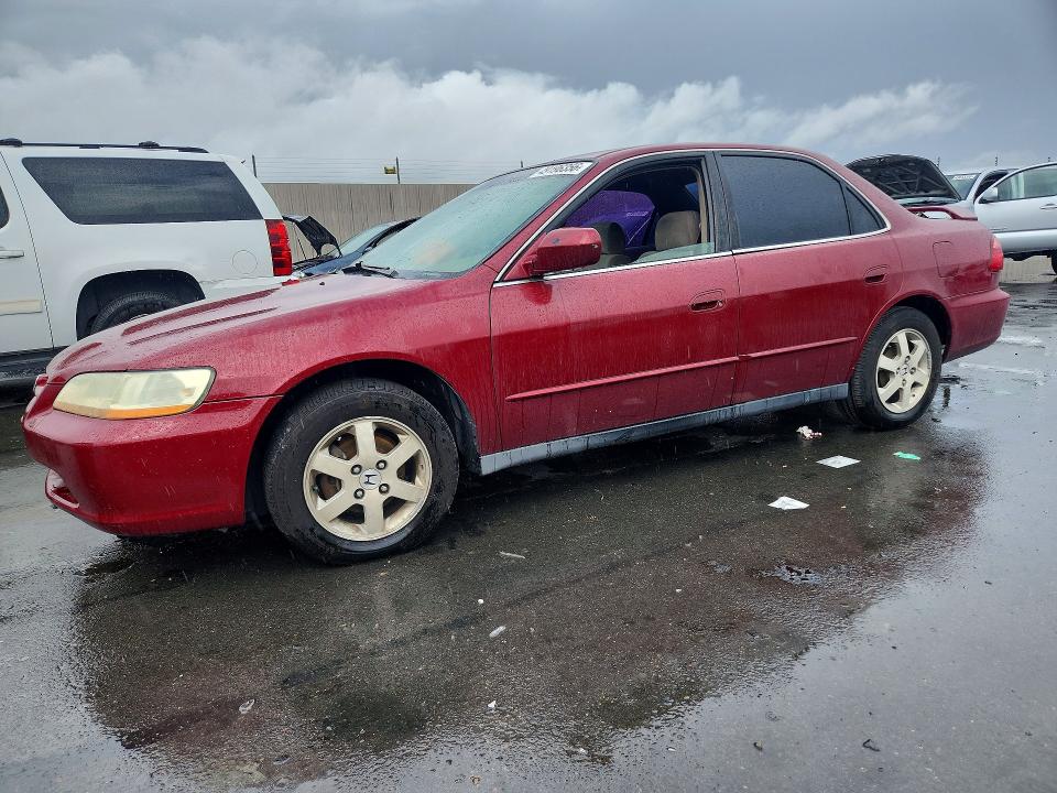 49196356 :رقم المزاد ، JHMCG6691YC017819 vin ، 2000 Honda Accord مزاد بيع