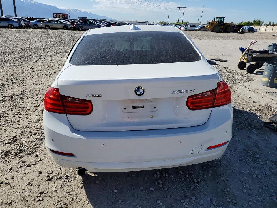 2014 Bmw 328 მანქანა იყიდება აუქციონზე, vin: WBA3D5C52EKX97480, აუქციონის ნომერი: 50183016