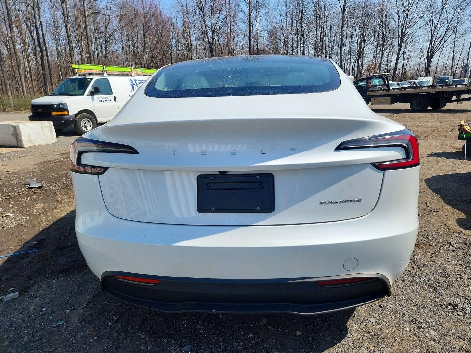 Продаж на аукціоні авто 2024 Tesla Model 3, vin: 5YJ3E1EB9RF811289, номер лоту: 49568496