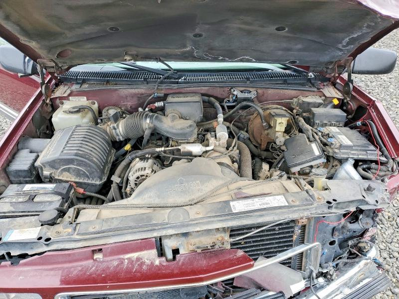 Продажа на аукционе авто 1999 Gmc Suburban, vin: 1GKFK16R9XJ786499, номер лота: 49921506