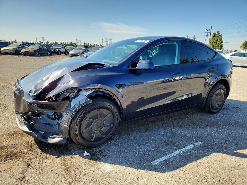 51204456 :رقم المزاد ، 7SAYGDED0TA603277 vin ، 2026 Tesla Model Y مزاد بيع