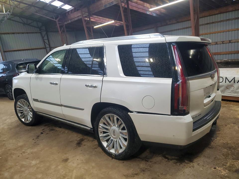 50981196 :رقم المزاد ، 1GYS4DKJ8JR128598 vin ، 2018 Cadillac Escalade مزاد بيع