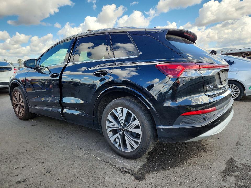 2023 Audi Q4 E-tron მანქანა იყიდება აუქციონზე, vin: WA1BCBFZXPP028563, აუქციონის ნომერი: 49637186