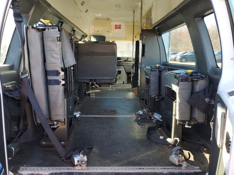 48929696 :رقم المزاد ، 1FTDS3EL6BDB24396 vin ، 2011 Ford Econoline مزاد بيع