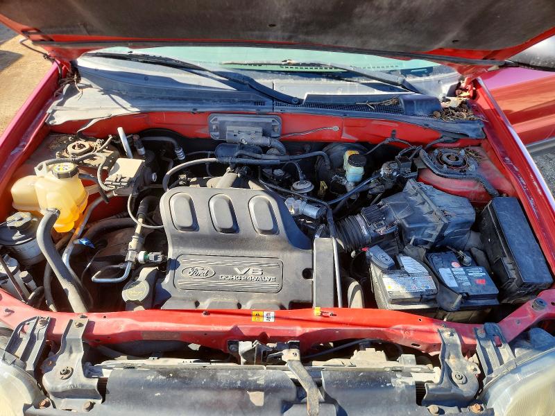 2003 Ford Escape მანქანა იყიდება აუქციონზე, vin: 1FMYU93133KA22143, აუქციონის ნომერი: 49666166