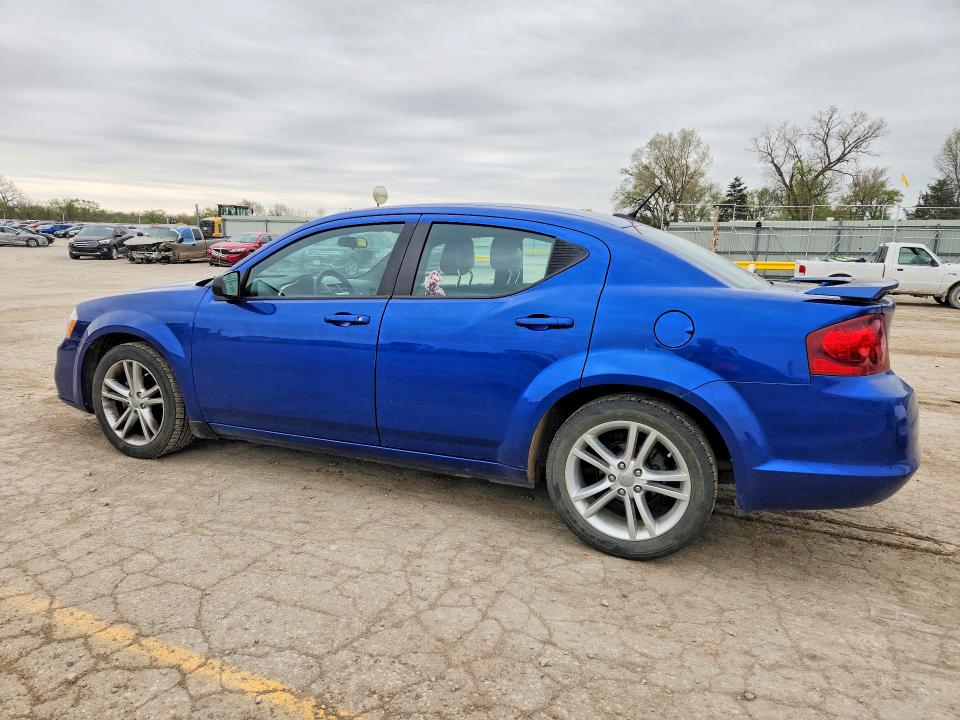 47972326 :رقم المزاد ، 1C3CDZAG7DN588395 vin ، 2013 Dodge Avenger مزاد بيع