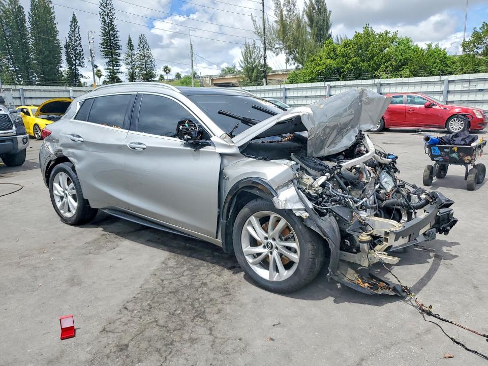 48298016 :رقم المزاد ، SJKCH5CP6KA007654 vin ، 2019 Infiniti Qx30 مزاد بيع