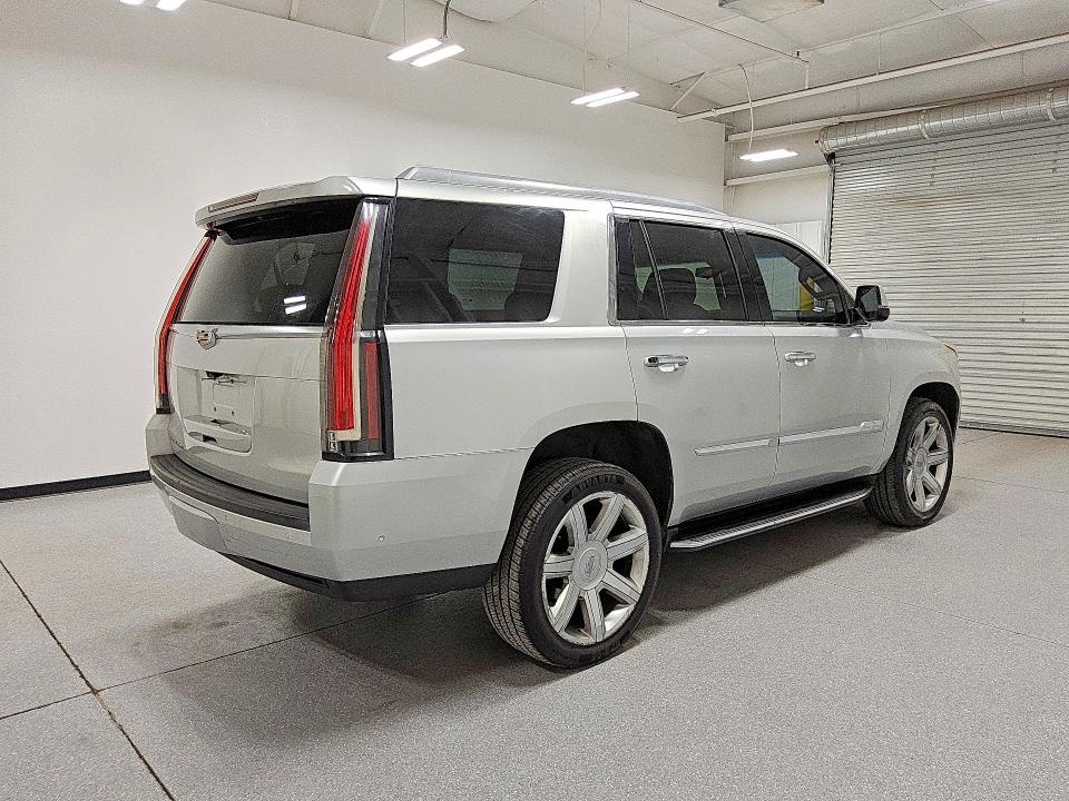2018 Cadillac Escalade მანქანა იყიდება აუქციონზე, vin: 1GYS3BKJ7JR115364, აუქციონის ნომერი: 49789446