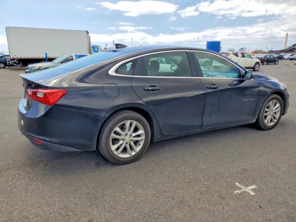 Aukcja sprzedaży 2018 Chevrolet Malibu, vin: 1G1ZD5STXJF184385, numer aukcji: 51007106