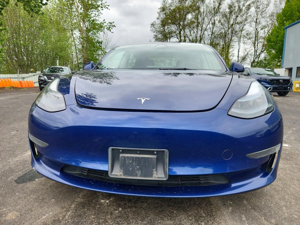 51327546 :رقم المزاد ، 5YJ3E1EA4NF369491 vin ، 2022 Tesla Model 3 مزاد بيع