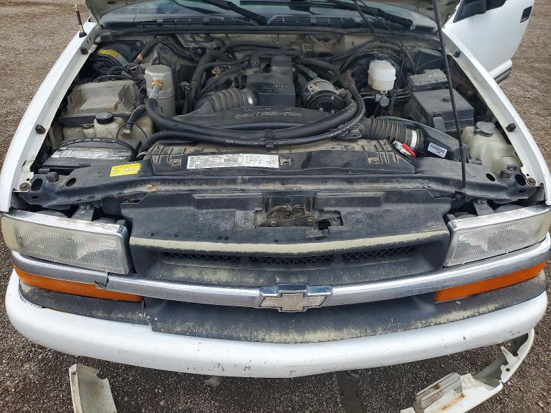 51203846 :رقم المزاد ، 1GCCS195818176860 vin ، 2001 Chevrolet S Truck مزاد بيع