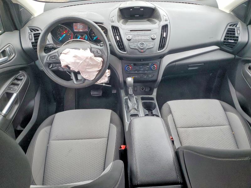 2017 Ford Escape მანქანა იყიდება აუქციონზე, vin: 1FMCU0GD8HUC62830, აუქციონის ნომერი: 51360936