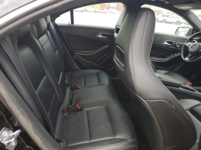 50357876 :رقم المزاد ، WDDSJ4EB5KN704696 vin ، 2019 Mercedes-benz Cla مزاد بيع