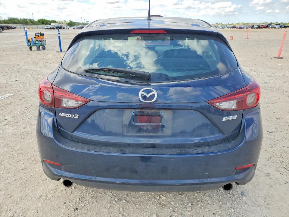 Продаж на аукціоні авто 2018 Mazda 3, vin: 3MZBN1L39JM261323, номер лоту: 49176216