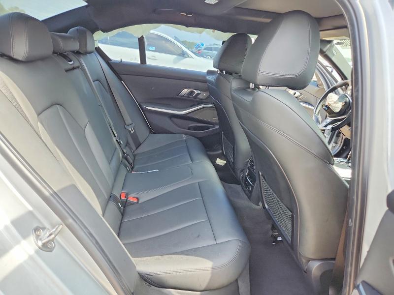 49343806 :رقم المزاد ، WBA5R1C58KFH14077 vin ، 2019 Bmw 330i مزاد بيع