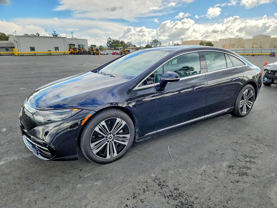 49347096 :رقم المزاد ، W1KCG2EB2PA029590 vin ، 2023 Mercedes-benz Eqs Sedan مزاد بيع