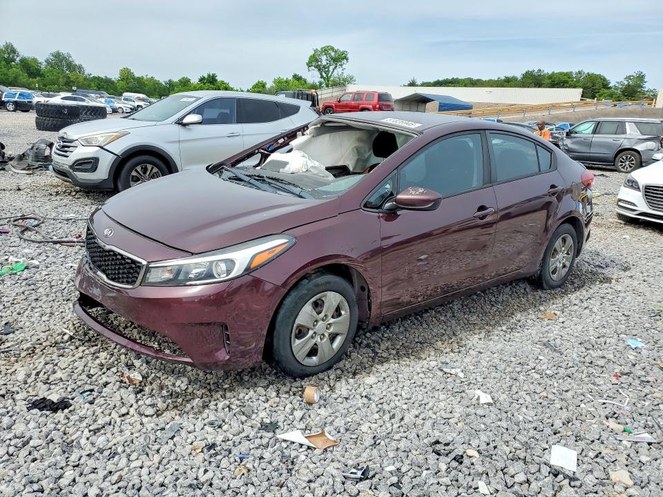2017 Kia Forte მანქანა იყიდება აუქციონზე, vin: 3KPFK4A74HE139719, აუქციონის ნომერი: 51826946