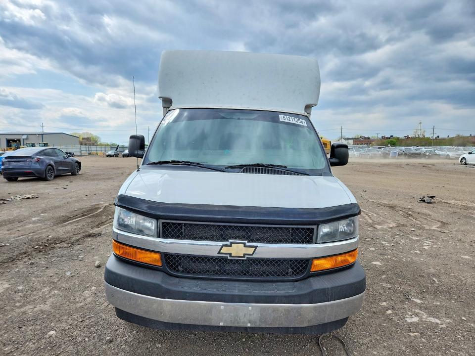 51211356 :رقم المزاد ، 1GB0GRFG0L1108092 vin ، 2020 Chevrolet Express مزاد بيع