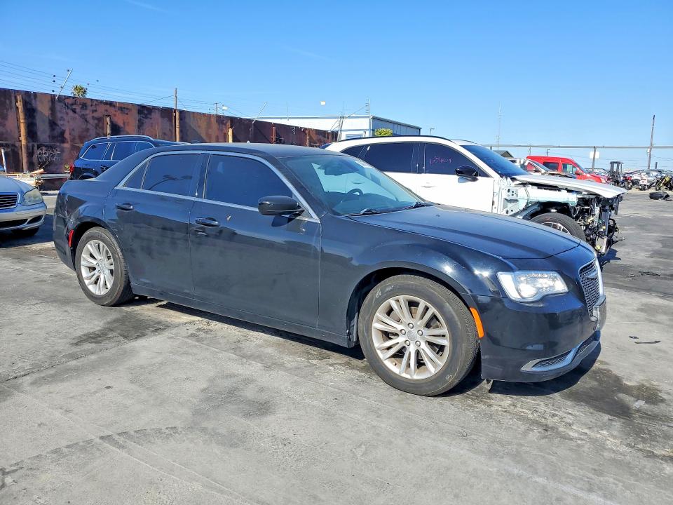 Продаж на аукціоні авто 2017 Chrysler 300, vin: 2C3CCAAGXHH506257, номер лоту: 50901856