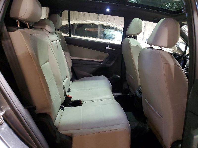 Продаж на аукціоні авто 2018 Volkswagen Tiguan, vin: 3VV2B7AXXJM204764, номер лоту: 49293866
