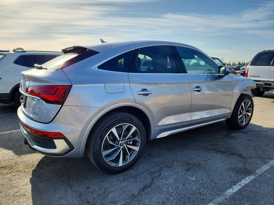 50613986 :رقم المزاد ، WA15AAFY8N2127736 vin ، 2022 Audi Q5 مزاد بيع