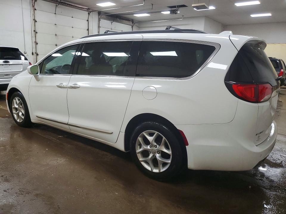 Продажа на аукционе авто 2017 Chrysler Pacifica, vin: 2C4RC1BG6HR553221, номер лота: 48983936