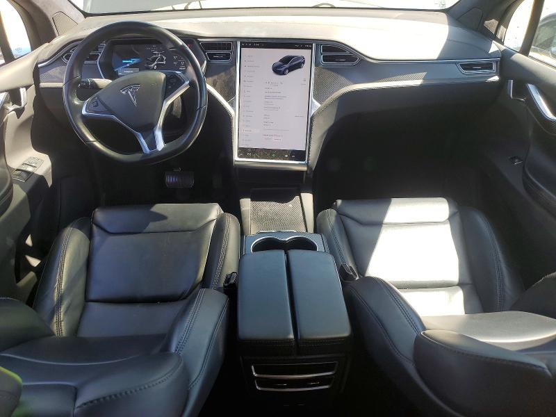 2018 Tesla Model X მანქანა იყიდება აუქციონზე, vin: 5YJXCBE25JF092169, აუქციონის ნომერი: 49979756