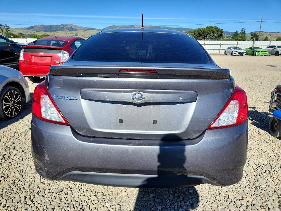 49187976 :رقم المزاد ، 3N1CN7AP4GL865959 vin ، 2016 Nissan Versa مزاد بيع