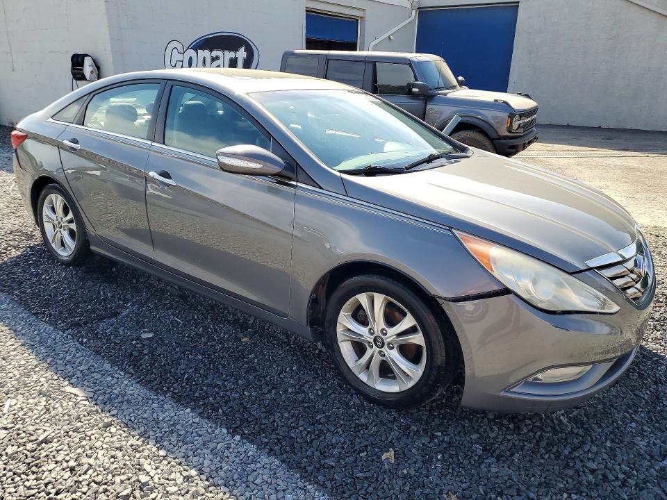 50081206 :رقم المزاد ، 5NPEC4AC1BH059772 vin ، 2011 Hyundai Sonata مزاد بيع