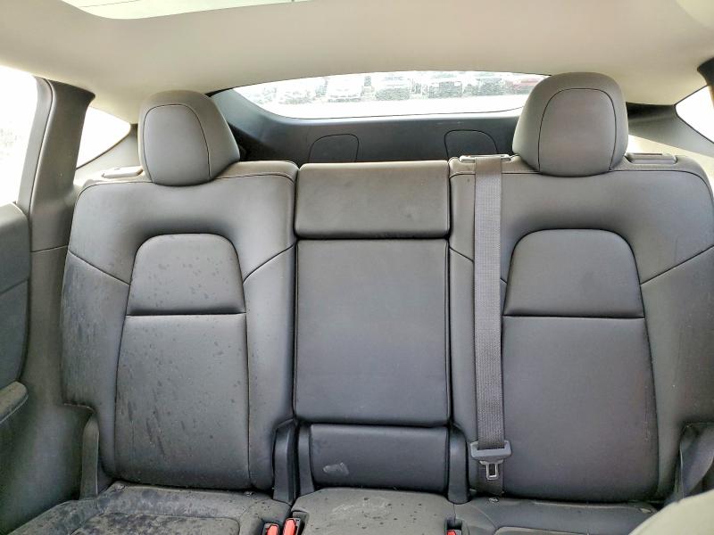 48396116 :رقم المزاد ، 7SAYGAEE5RF171062 vin ، 2024 Tesla Model Y مزاد بيع