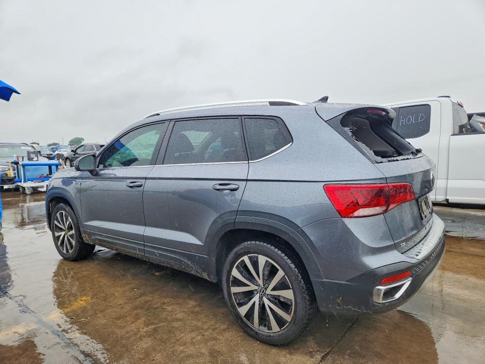 Продажа на аукционе авто 2022 Volkswagen Taos, vin: 3VVLX7B20NM062651, номер лота: 51978016