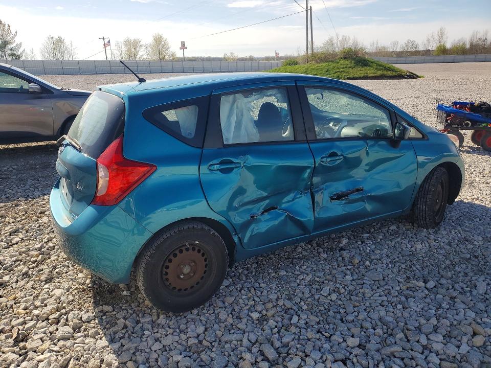 2015 Nissan Versa Note მანქანა იყიდება აუქციონზე, vin: 3N1CE2CP4FL379215, აუქციონის ნომერი: 50473886