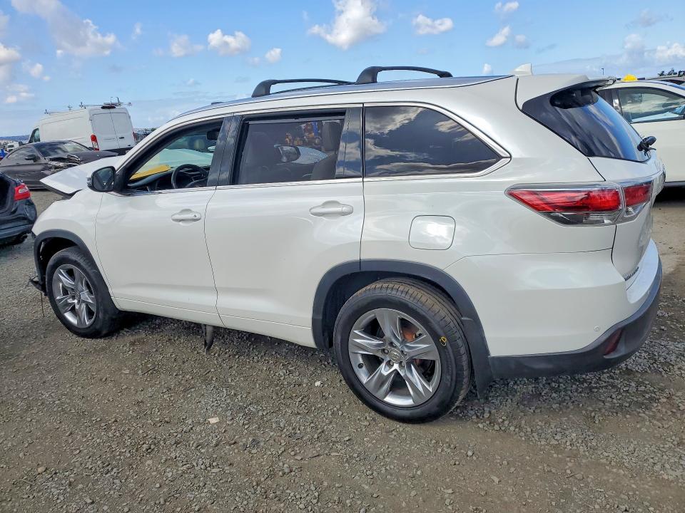 Продажа на аукционе авто 2015 Toyota Highlander, vin: 5TDDKRFH7FS134409, номер лота: 51185306