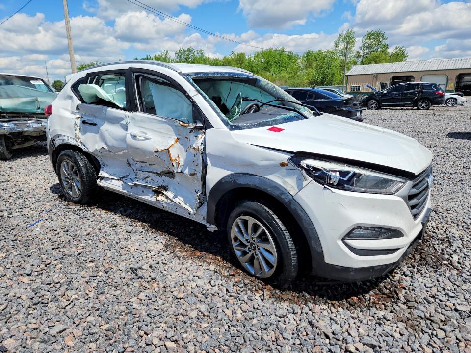 2018 Hyundai Tucson მანქანა იყიდება აუქციონზე, vin: KM8J33A42JU803817, აუქციონის ნომერი: 51534586