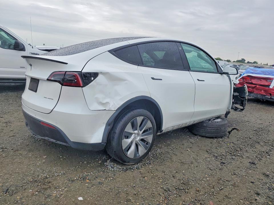 2021 Tesla Model Y მანქანა იყიდება აუქციონზე, vin: 5YJYGAEE4MF258540, აუქციონის ნომერი: 51375416