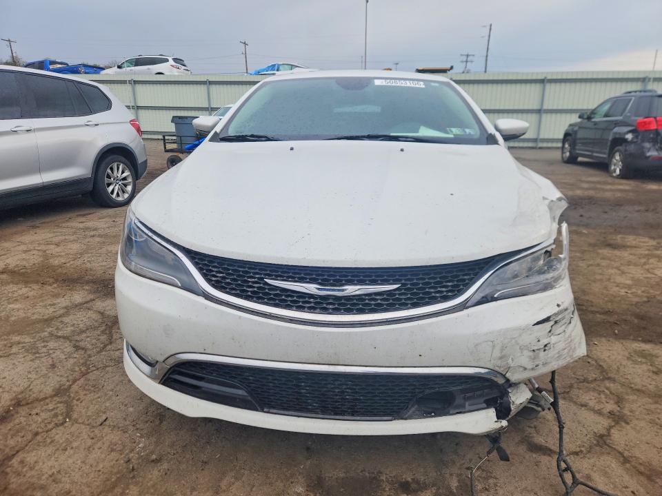 50853106 :رقم المزاد ، 1C3CCCEG9FN589500 vin ، 2015 Chrysler 200 مزاد بيع