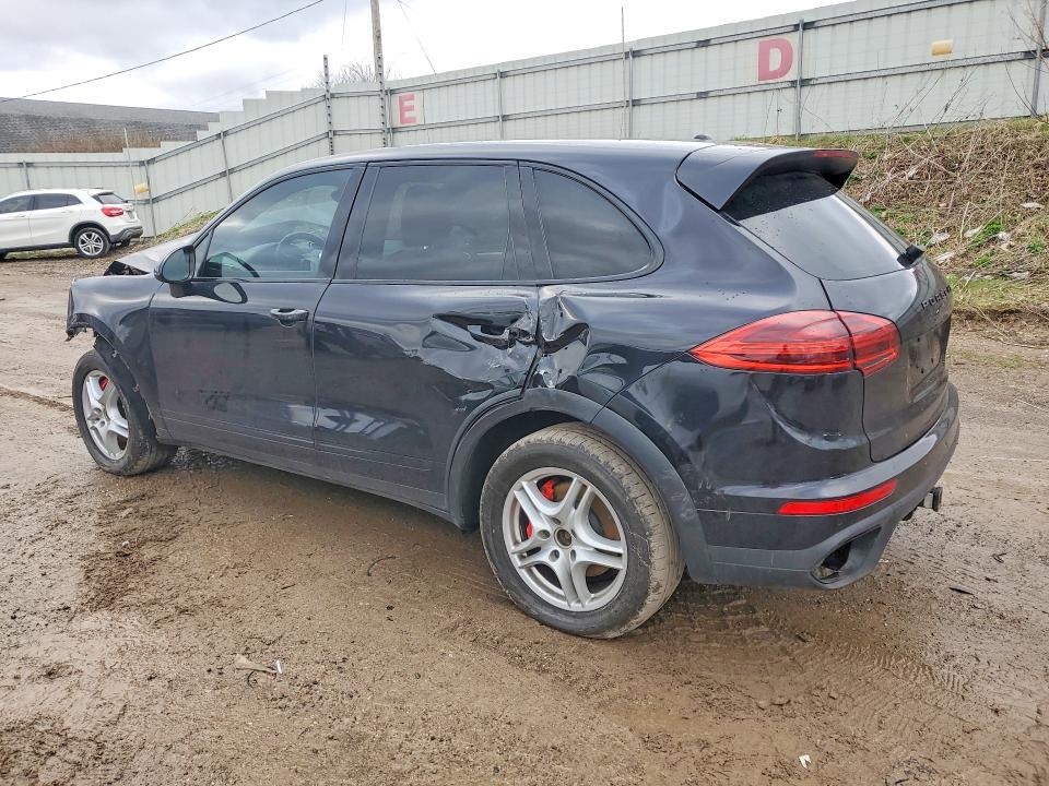 48745446 :رقم المزاد ، WP1AA2A20GKA08092 vin ، 2016 Porsche Cayenne مزاد بيع