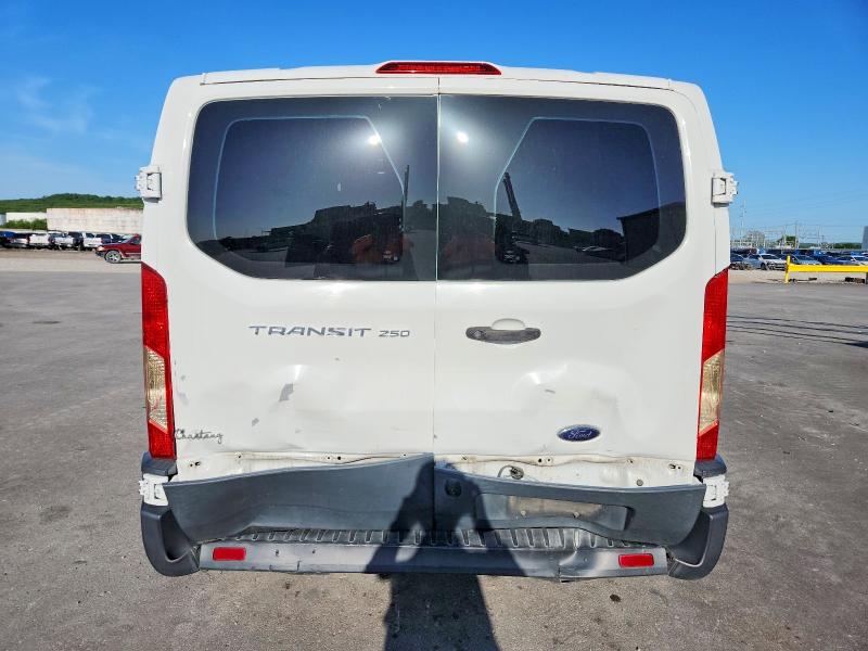 2018 Ford Transit მანქანა იყიდება აუქციონზე, vin: 1FTYR1ZM8JKB32496, აუქციონის ნომერი: 50438036