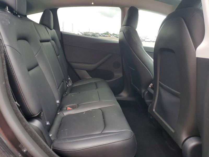 2025 Tesla Model Y მანქანა იყიდება აუქციონზე, vin: 7SAYGDEE8SF305845, აუქციონის ნომერი: 48268326